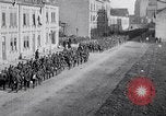 Immagine di Truppe tedesche ritirare Aumetz Francia, 1918, secondo 42 filmato di repertorio 65675027349
