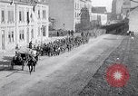 Immagine di Truppe tedesche ritirare Aumetz Francia, 1918, secondo 54 filmato di repertorio 65675027349