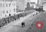 Immagine di I soldati tedeschi ritirare dopo armistizio prima guerra mondiale Aumetz Francia, 1918, secondo 20 filmato di repertorio 65675027351
