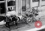 Immagine di I soldati tedeschi ritirare dopo armistizio prima guerra mondiale Aumetz Francia, 1918, secondo 47 filmato di repertorio 65675027351
