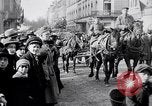Standbild deutsche Soldaten Aumetz Frankreich, 1918, aus Sekunde 10 historischem Filmmaterial Videoclip 65675027352