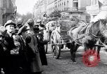 Standbild deutsche Soldaten Aumetz Frankreich, 1918, aus Sekunde 14 historischem Filmmaterial Videoclip 65675027352
