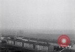 Standbild deutsche Truppen verlassen Aumetz Luxemburg, 1918, aus Sekunde 18 historischem Filmmaterial Videoclip 65675027359