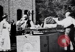 Standbild Outdoor getränke Spender Berlin Deutschland, 1914, aus Sekunde 8 historischem Filmmaterial Videoclip 65675027379