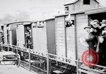 Standbild Neue rekruten Für die Deutsche Armee an Bord eines Zuges Potsdam Deutschland, 1914, aus Sekunde 39 historischem Filmmaterial Videoclip 65675027380