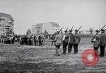 Standbild Deutsche Landsturm Miliz Training in Ersten Weltkrieg Berlin Deutschland, 1914, aus Sekunde 4 historischem Filmmaterial Videoclip 65675027382