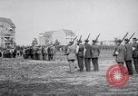 Standbild Deutsche Landsturm Miliz Training in Ersten Weltkrieg Berlin Deutschland, 1914, aus Sekunde 5 historischem Filmmaterial Videoclip 65675027382