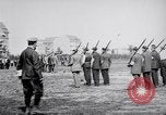 Standbild Deutsche Landsturm Miliz Training in Ersten Weltkrieg Berlin Deutschland, 1914, aus Sekunde 9 historischem Filmmaterial Videoclip 65675027382
