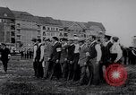 Standbild Deutsche Landsturm Miliz Training in Ersten Weltkrieg Berlin Deutschland, 1914, aus Sekunde 56 historischem Filmmaterial Videoclip 65675027382