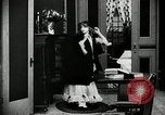 Standbild Manhunt South Carolina United States USA, 1916, aus Sekunde 29 historischem Filmmaterial Videoclip 65675027389