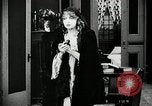 Standbild Manhunt South Carolina United States USA, 1916, aus Sekunde 32 historischem Filmmaterial Videoclip 65675027389