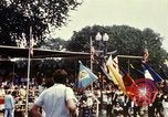 Standbild militärischen Bands Washington DC USA, 1976, aus Sekunde 5 historischem Filmmaterial Videoclip 65675027392