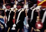Standbild militärischen Bands Washington DC USA, 1976, aus Sekunde 10 historischem Filmmaterial Videoclip 65675027392