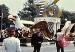 Standbild militärischen Bands Washington DC USA, 1976, aus Sekunde 47 historischem Filmmaterial Videoclip 65675027392