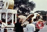 Standbild militärischen Bands Washington DC USA, 1976, aus Sekunde 61 historischem Filmmaterial Videoclip 65675027392