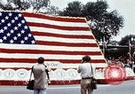 Standbild US Coast Guard in Parade Washington DC USA, 1976, aus Sekunde 53 historischem Filmmaterial Videoclip 65675027393