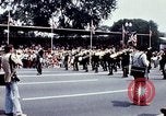 Standbild US Coast Guard in Parade Washington DC USA, 1976, aus Sekunde 61 historischem Filmmaterial Videoclip 65675027393