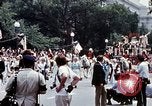 Standbild Liberty Bell Float Washington DC USA, 1976, aus Sekunde 25 historischem Filmmaterial Videoclip 65675027394