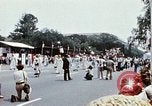 Standbild Liberty Bell Float Washington DC USA, 1976, aus Sekunde 39 historischem Filmmaterial Videoclip 65675027394