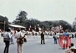 Standbild Liberty Bell Float Washington DC USA, 1976, aus Sekunde 54 historischem Filmmaterial Videoclip 65675027394