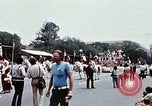 Standbild Liberty Bell Float Washington DC USA, 1976, aus Sekunde 58 historischem Filmmaterial Videoclip 65675027394