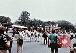 Standbild Liberty Bell Float Washington DC USA, 1976, aus Sekunde 62 historischem Filmmaterial Videoclip 65675027394