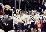 Standbild Jugend in Schärpen Washington DC USA, 1976, aus Sekunde 4 historischem Filmmaterial Videoclip 65675027403