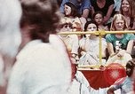 Standbild Jugend in Schärpen Washington DC USA, 1976, aus Sekunde 41 historischem Filmmaterial Videoclip 65675027403