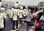 Standbild Bicentennial Parade Washington DC USA, 1976, aus Sekunde 9 historischem Filmmaterial Videoclip 65675027428