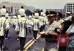Standbild Bicentennial Parade Washington DC USA, 1976, aus Sekunde 13 historischem Filmmaterial Videoclip 65675027428