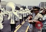 Standbild Bicentennial Parade Washington DC USA, 1976, aus Sekunde 15 historischem Filmmaterial Videoclip 65675027428