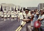 Standbild Bicentennial Parade Washington DC USA, 1976, aus Sekunde 24 historischem Filmmaterial Videoclip 65675027428