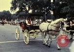 Standbild Bicentennial Parade Washington DC USA, 1976, aus Sekunde 51 historischem Filmmaterial Videoclip 65675027428