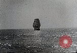 Standbild ozeandampfer und Flugzeuge New York United States USA, 1938, aus Sekunde 11 historischem Filmmaterial Videoclip 65675027430