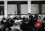 Standbild Pensionierter Luftwaffe Offiziere Mittagessen United States USA, 1964, aus Sekunde 14 historischem Filmmaterial Videoclip 65675027445