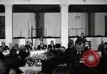 Standbild Pensionierter Luftwaffe Offiziere Mittagessen United States USA, 1964, aus Sekunde 17 historischem Filmmaterial Videoclip 65675027445