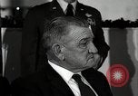 Standbild Pensionierter Luftwaffe Offiziere Mittagessen United States USA, 1964, aus Sekunde 46 historischem Filmmaterial Videoclip 65675027445