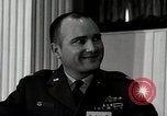 Standbild Pensionierter Luftwaffe Offiziere Mittagessen United States USA, 1964, aus Sekunde 50 historischem Filmmaterial Videoclip 65675027445