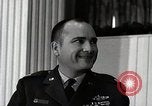 Standbild Pensionierter Luftwaffe Offiziere Mittagessen United States USA, 1964, aus Sekunde 57 historischem Filmmaterial Videoclip 65675027445
