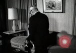 Standbild Fokker Flugzeug namens Fragezeichen Washington DC United States USA, 1964, aus Sekunde 12 historischem Filmmaterial Videoclip 65675027446