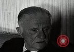 Standbild Fokker Flugzeug namens Fragezeichen Washington DC United States USA, 1964, aus Sekunde 17 historischem Filmmaterial Videoclip 65675027446
