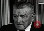 Standbild Fokker Flugzeug namens Fragezeichen Washington DC United States USA, 1964, aus Sekunde 41 historischem Filmmaterial Videoclip 65675027446