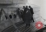 Standbild Dornier Do X von Sowjets inspiziert Altenrhein Schweiz, 1929, aus Sekunde 17 historischem Filmmaterial Videoclip 65675027458