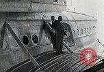 Standbild Dornier Do X von Sowjets inspiziert Altenrhein Schweiz, 1929, aus Sekunde 26 historischem Filmmaterial Videoclip 65675027458