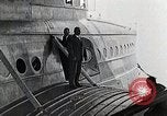 Standbild Dornier Do X von Sowjets inspiziert Altenrhein Schweiz, 1929, aus Sekunde 28 historischem Filmmaterial Videoclip 65675027458