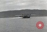 Standbild Dornier Do X von Sowjets inspiziert Altenrhein Schweiz, 1929, aus Sekunde 42 historischem Filmmaterial Videoclip 65675027458