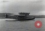 Standbild Dornier Do X von Sowjets inspiziert Altenrhein Schweiz, 1929, aus Sekunde 48 historischem Filmmaterial Videoclip 65675027458