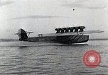 Standbild Dornier Do X von Sowjets inspiziert Altenrhein Schweiz, 1929, aus Sekunde 54 historischem Filmmaterial Videoclip 65675027458