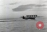 Standbild Dornier Do X von Sowjets inspiziert Altenrhein Schweiz, 1929, aus Sekunde 58 historischem Filmmaterial Videoclip 65675027458