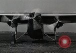 Standbild Fokker F-10 dreimotorig United States USA, 1928, aus Sekunde 10 historischem Filmmaterial Videoclip 65675027463